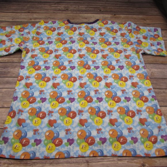 Melrose Love Balloons Medium Scrub Top - Picture 6 of 7